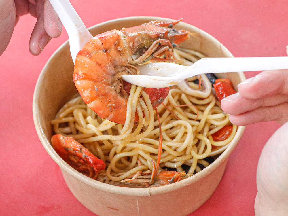 From Michelinstarred restaurants to a hawker stall This chef whips up